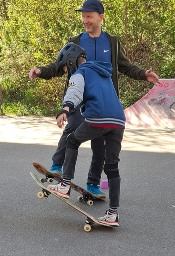 Skateboard
